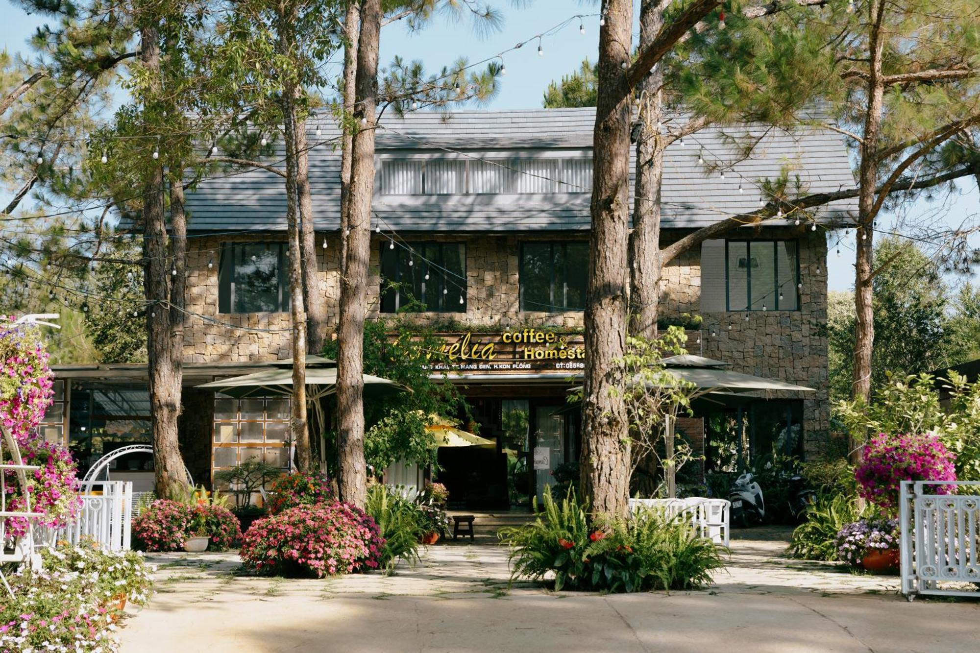 Camelia Coffee & Homestay Kon Von Kla Exterior foto