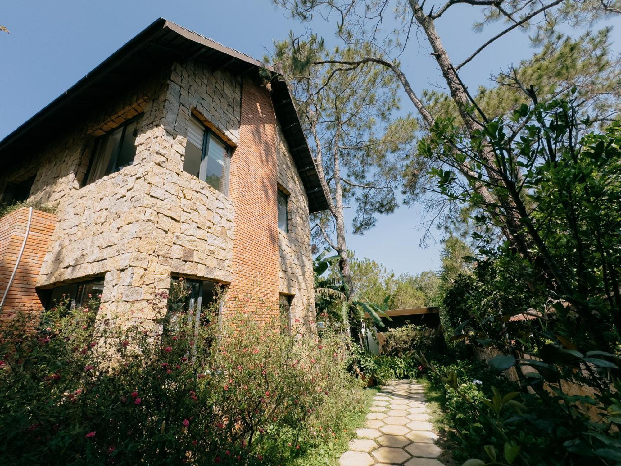 Camelia Coffee & Homestay Kon Von Kla Exterior foto